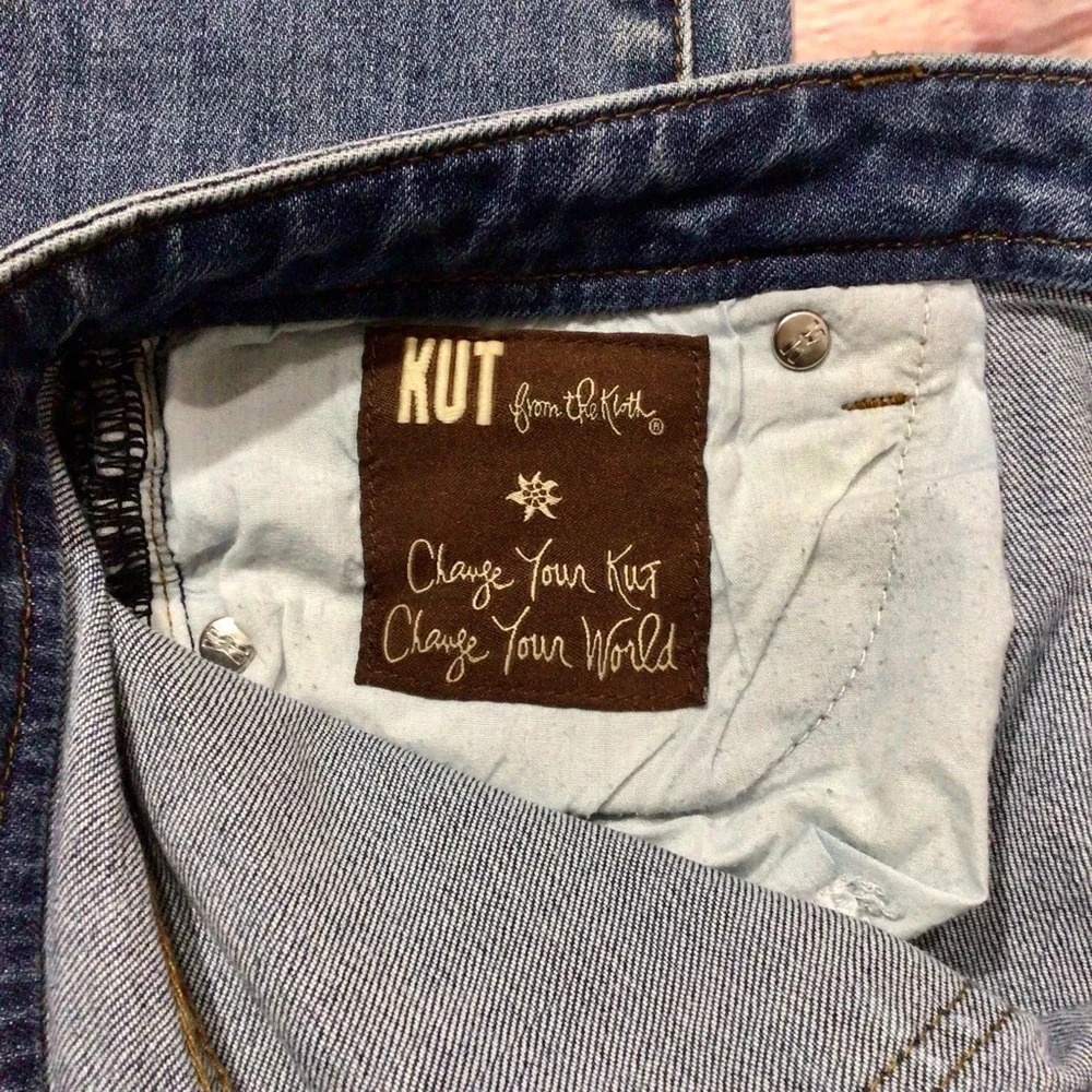 Kut From the Kloth Catherine Slim Boyfriend Distressed Jeans - Size 4 Petite - Picture 9 of 12